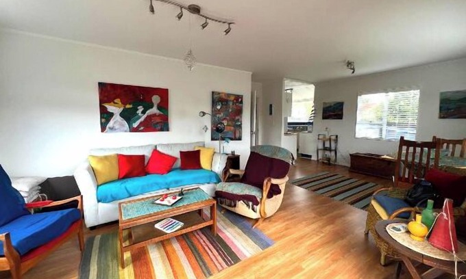 Narrow Neck Casa | Bespoke Stays - Sunny 2 bedroom