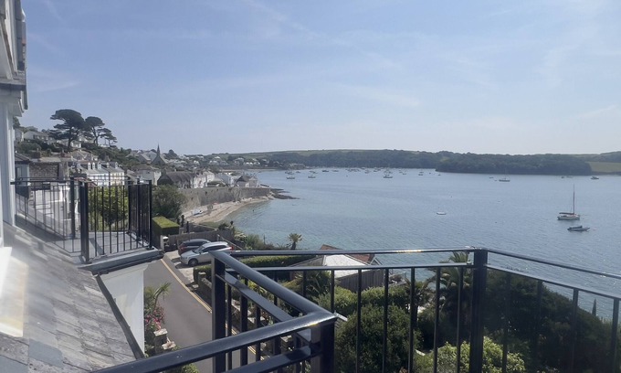 St. Mawes Apartamento | Bessborough Green, St Mawes lovely estuary views