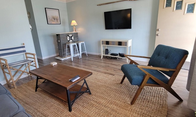 Sea Isle City Condominio | Best 1 Bedroom in SIC! 1 Block to the Beach.. A+ location .. Walk to Everything!