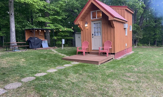 French Lick Cabina | Best Deal! TINY CABIN 5 STAR Clean- French Lick, IN -Private with VIEWS!