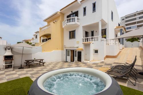 Ameijeira Hostal | Best Guest Residence