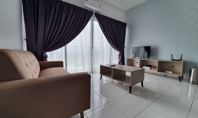 Nilai Casa | Mejor Hotel Relax Concept, WIFI GRATUITO, cerca del aeropuerto internacional de Malasia (BLF2201)