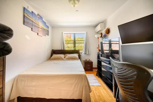 Queens Casa | BEST Large Private Room & Private Bathroom