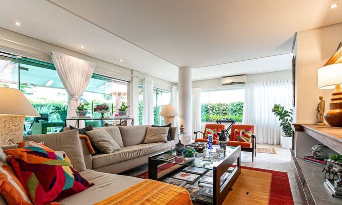 Jurere Internacional Casa | Best Location in Jurerê International