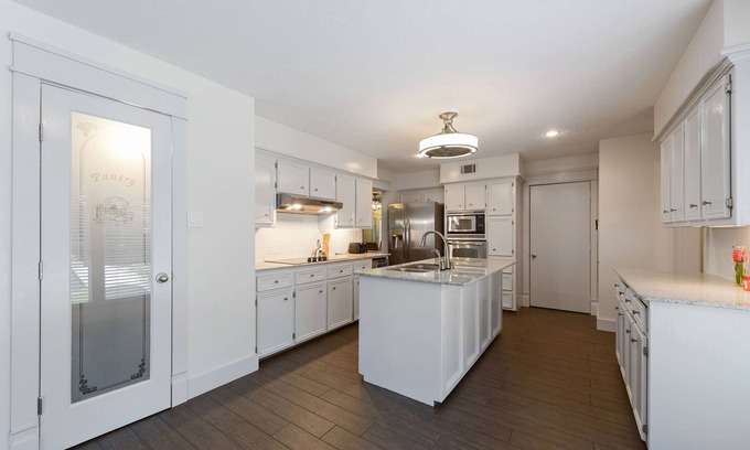 Grogan's Mill Casa | Best location - Large House - Private pool - Pool can be heated option!!!