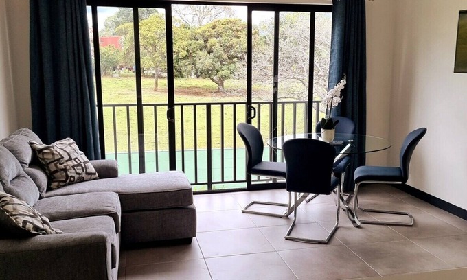 Alajuela Apartamento | Best place near the airport SJO with Air Cond