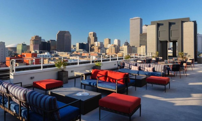 Arts/Warehouse District Hotel | Best Place to Stay! 4 Comfortable Units, Parking, Near New Orleans Jazz Museum!