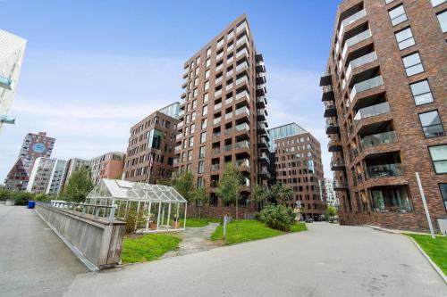 Aarhus C Apartamento | Best Private Seaview Apartment - 2 Balconies, 11th Floor, Elevator, Friendly Lively Area