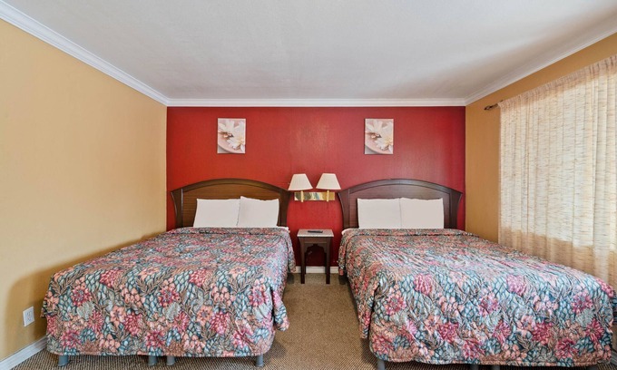 Beeville Casa | Best Spot For Your Next Trip! Free Parking, Minutes to Flournoy Park