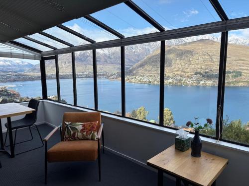 Queenstown Casa | Best Views on Queenstown Hill