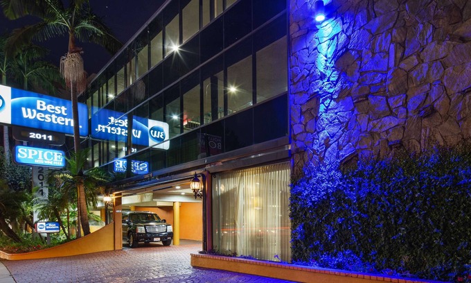 Hollywood Hotel | Best Western Hollywood Plaza Inn Hotel - Hollywood Walk of Fame LA