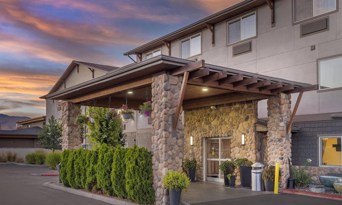 Wenatchee Hotel | Best Western Plus Wenatchee Downtown Hotel