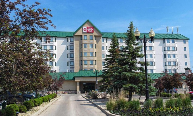 Winnipeg Hotel | Best Western Plus Winnipeg Airport Hotel