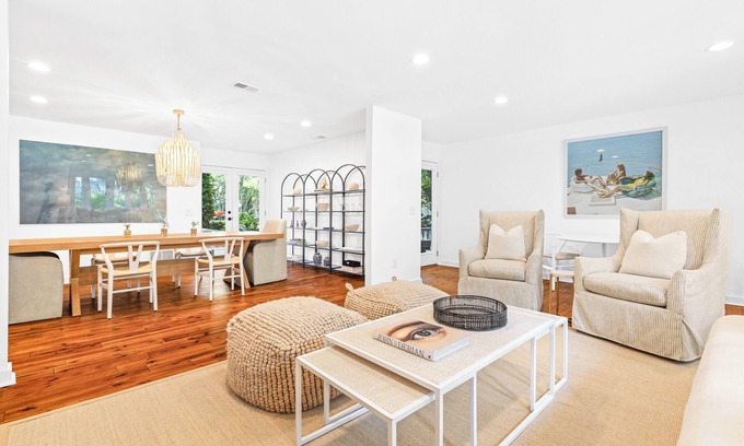 Heritage Woods Casa | BESTNEST by Beverly Serral 44 Heritage Rd, Sea Pines *Pet Friendly*