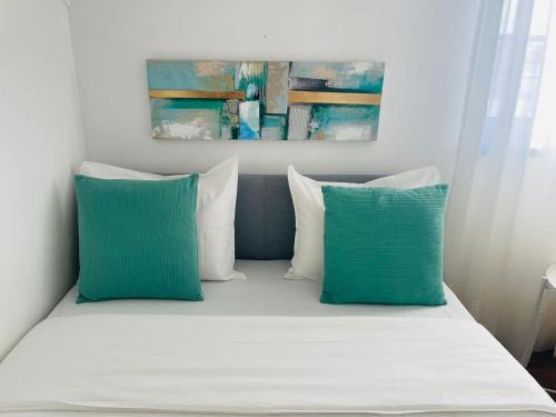 Nazare Casa | Besugo's House rooms & apartment