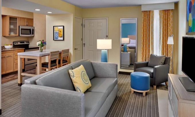 Highland Hills Casa | Better Choice For Your Vacation! Free Parking, Pets Allowed!