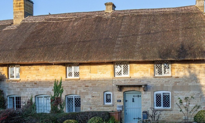 Burford Cabaña | Betty's Cottage - near Burford