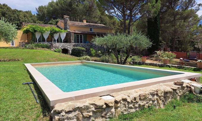 La Bastidonne Villa | Entre Luberon y santa victoria