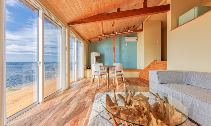 Izumozaki Casa | Between the Seas / Santou-gun Niigata