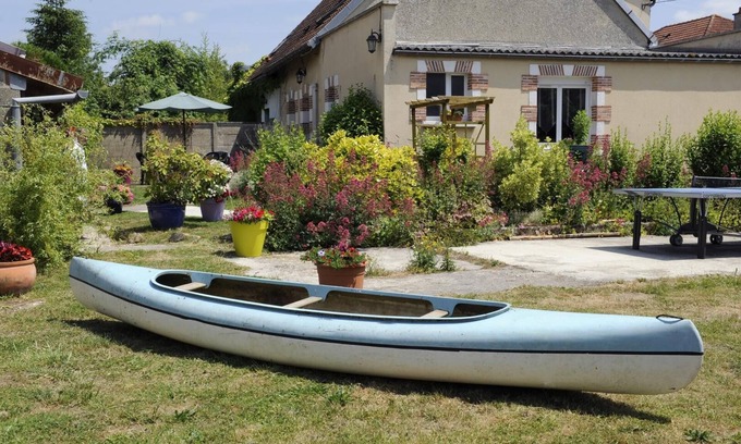 Mery-sur-Seine Casa | Between the Seine and the Canal
