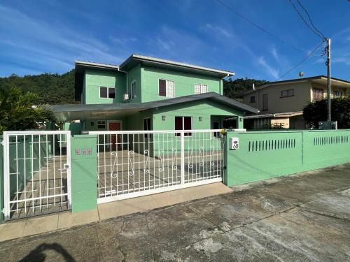 Diego Martin Apartamento | Beverley Manor DIAMOND VALE' 2 Bedroom 1 Bath Apartment