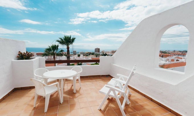 Los Cristianos Apartamento | Beverly Hills Suites - Excel Hotels & Resorts