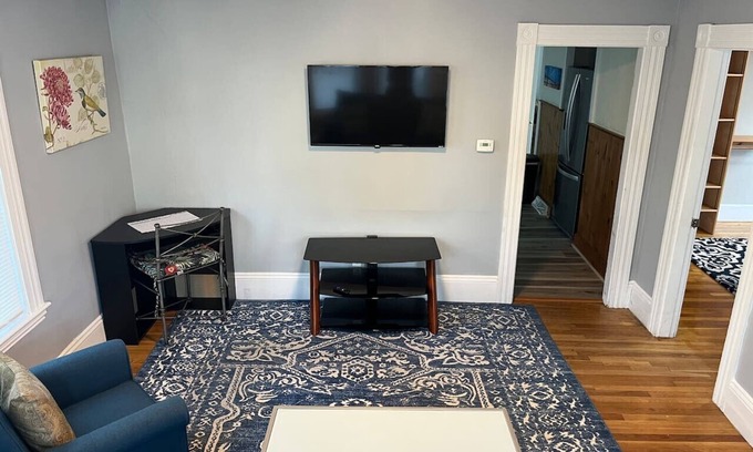 Beverly Apartamento | Beverly/Salem! Dwtn/Water/Train