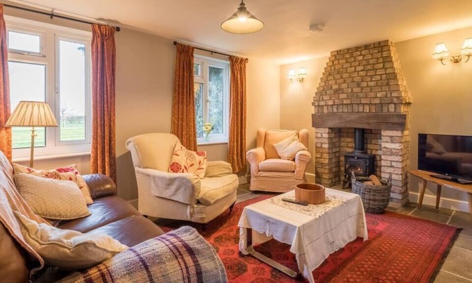 Littleport Casa | Bewick Cottage - Charming & Cosy Country Cottage