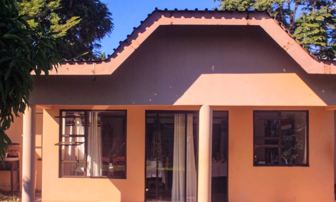 Lusaka Cabina | Beyond Horizon Lodge