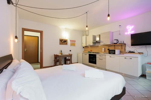 Grassobbio Apartamento | BGY Airport And Bedroom