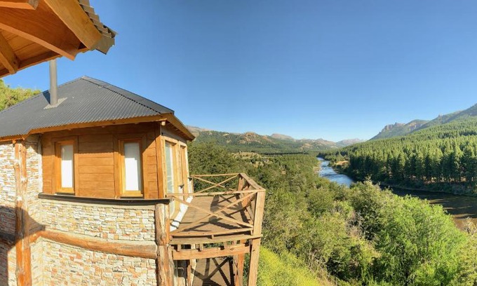 Meliquina Cabina | BH-Meliquina, Colgantes al Río