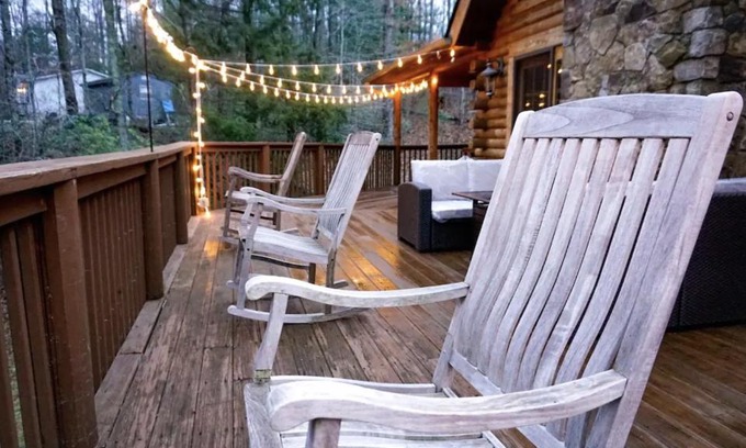 Fairview Casa | Bhattimore Cabin Custom Log Home