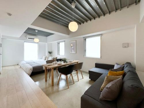Hiroshima City Centre Apartamento | bHOTEL Arts Dobashi - New Studio Apt in the City Center for 6Ppl