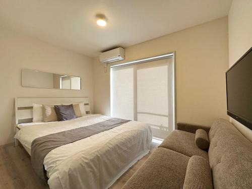 Onomichi Casa | bHOTEL Yutori - Simple 1BR Apartment in Onomichi for 3 Ppl