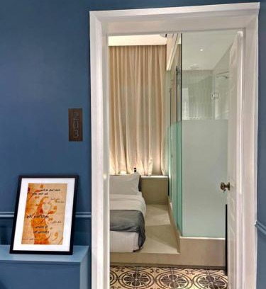 Gemmayzeh Apartamento | Bhub Room 203 in Gemmayze