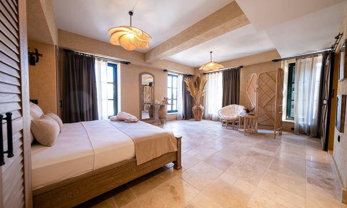 Bozcaada Hotel | Bi Ada Otelleri
