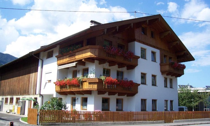 Radfeld Apartamento | Bichlerhof