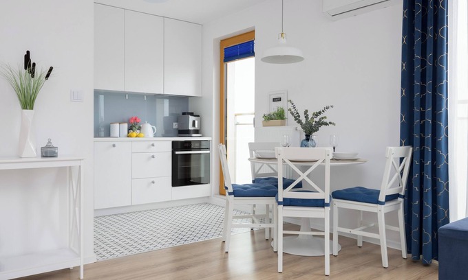 Konstancin-Jeziorna Apartamento | Bielawska Marina Apartment by Renters