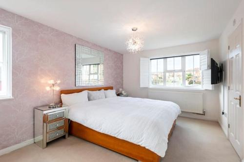 Newhaven Casa | BIENVENUE in NEWHAVEN Luxury superking OR standard OR budget rooms