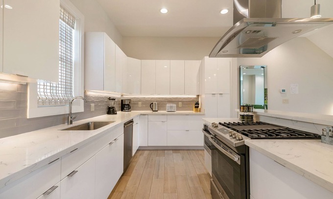 Mid-City Condominio | Bienville Townhouse in Mid City near FQ