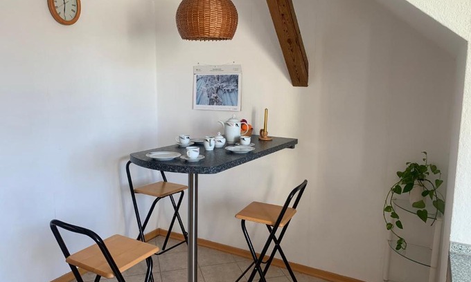 Biesdorf Apartamento | Biesdorf-verkehrsgünstig und ruhig