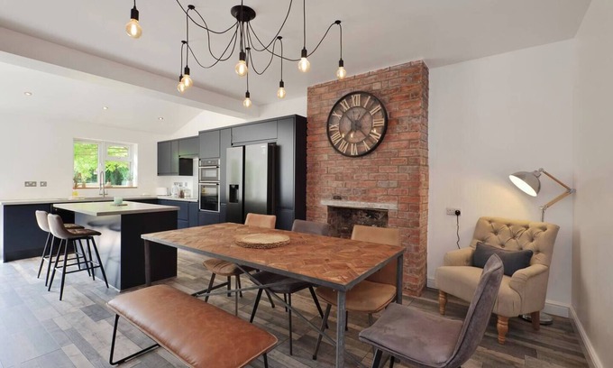 Hereford Casa | Big 3BR I Central I Pets Welcome