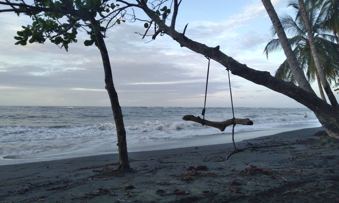 Manzanillo Casa | Big Beachfront House 3 bedrooms 2 bathrooms, A/C, hot showers, kitchen, & porch!