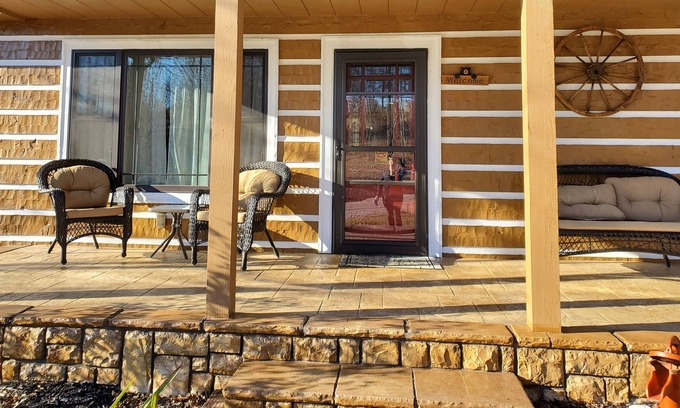 Burkesville Casa | Hermosa cabaña cerca del lago Dale Hollow! (Gran oso)