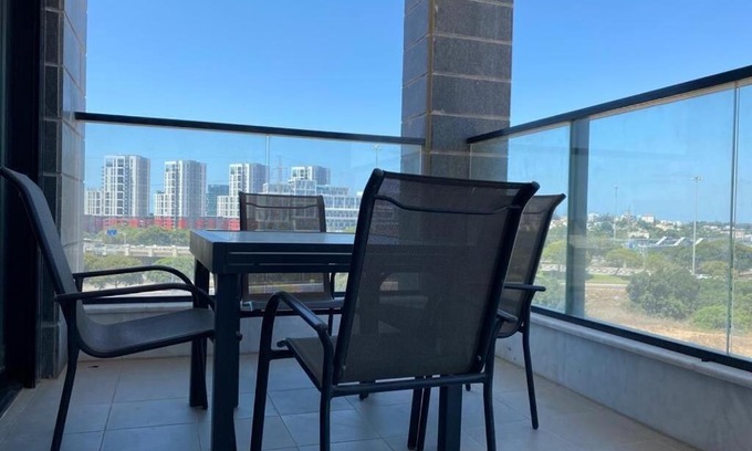 Herzliya Apartamento | Big - Beautiful Family Aprtment- 5 Min From TLV