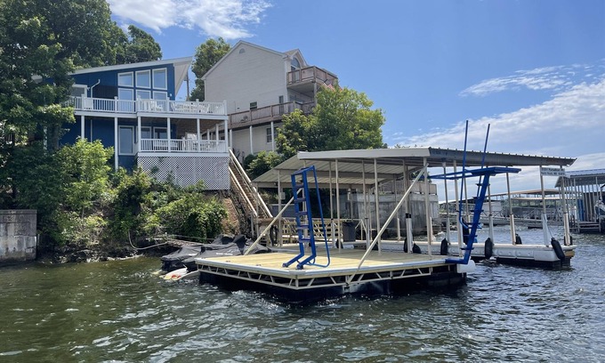 Rocky Mount Casa | Big Blue AT Paradise Point Overlooking The Lake Of The Ozarks!