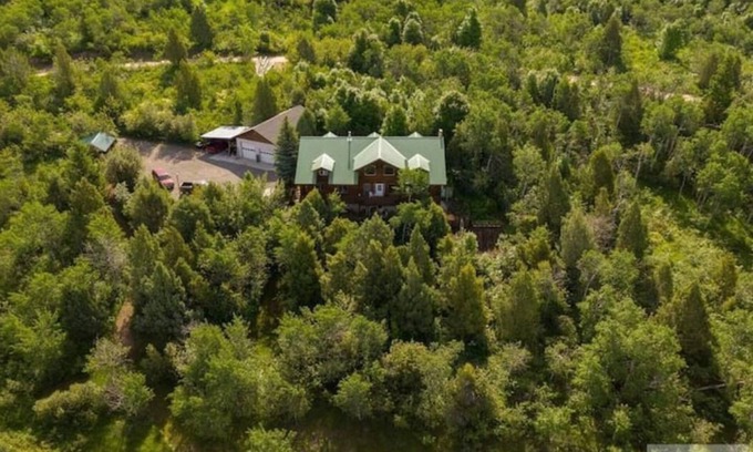 Ashton Cabina | Big Family Reunion Lodge! Close to Yellowstone Jackson Grand Tetons Island Park.