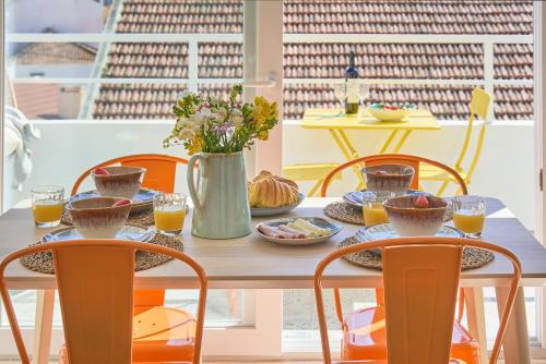Costa de Caparica Apartamento | Big Group Beach Haven, Sleeps 28, by TimeCooler