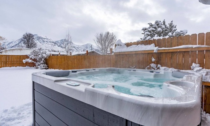 Hillcrest Casa | Big Home w/ Netflix, Hot Tub Near Town, Ski Resort