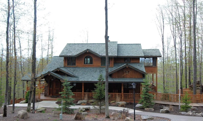 Timberline Casa | Big or Little this Bear is sure to become a family vacation favorite.